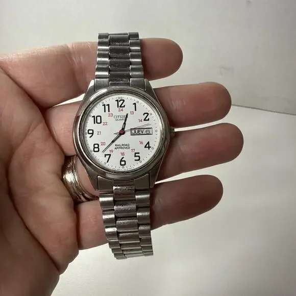 Citizen Quartz Watch WR50 Stainless Steel, White Dial, Engraved “Love Mom & Dad”